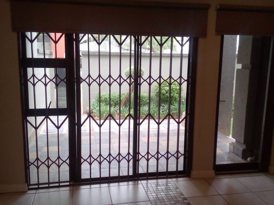 2 Bedroom Property for Sale in Edenburg Gauteng