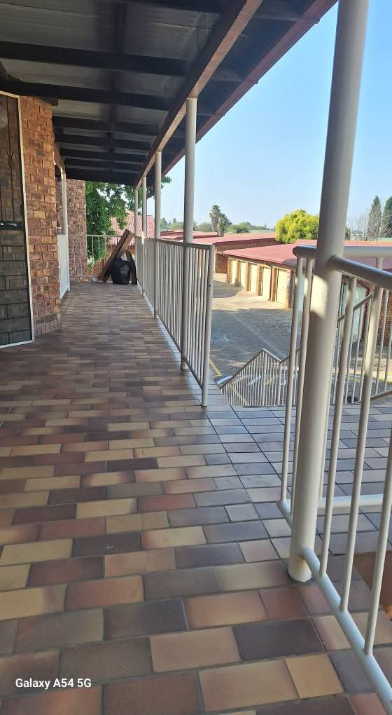 2 Bedroom Property for Sale in Sunair Park Gauteng