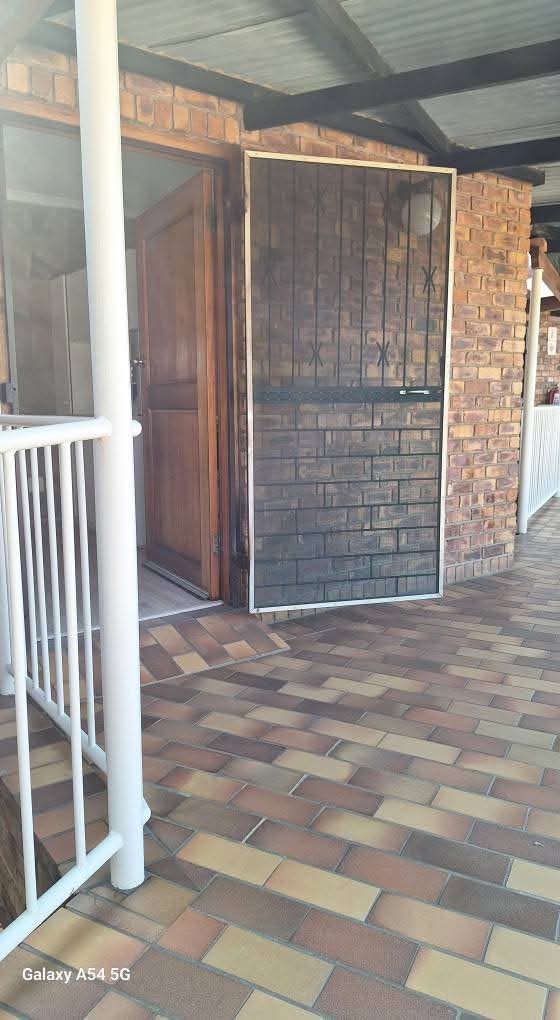 2 Bedroom Property for Sale in Sunair Park Gauteng