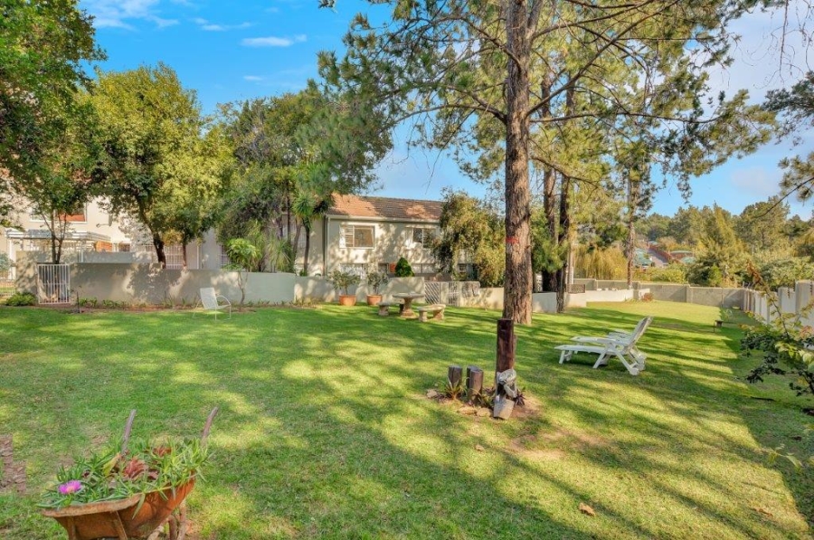 2 Bedroom Property for Sale in Bryanston Gauteng