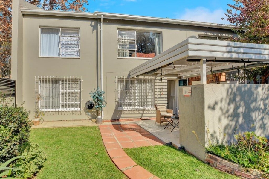 2 Bedroom Property for Sale in Bryanston Gauteng
