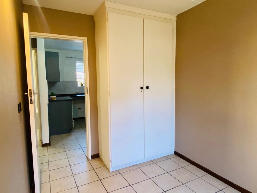 2 Bedroom Property for Sale in Erasmuskloof Gauteng