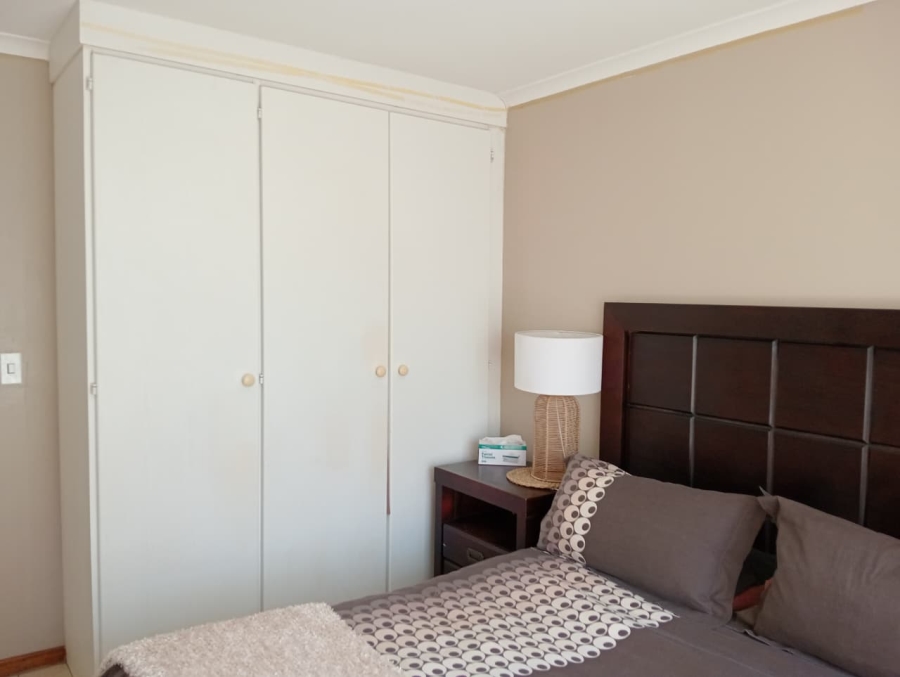 2 Bedroom Property for Sale in Liefde en Vrede Gauteng