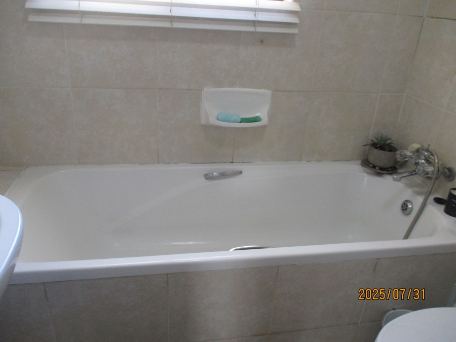 2 Bedroom Property for Sale in Sagewood Gauteng