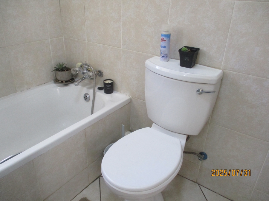 2 Bedroom Property for Sale in Sagewood Gauteng