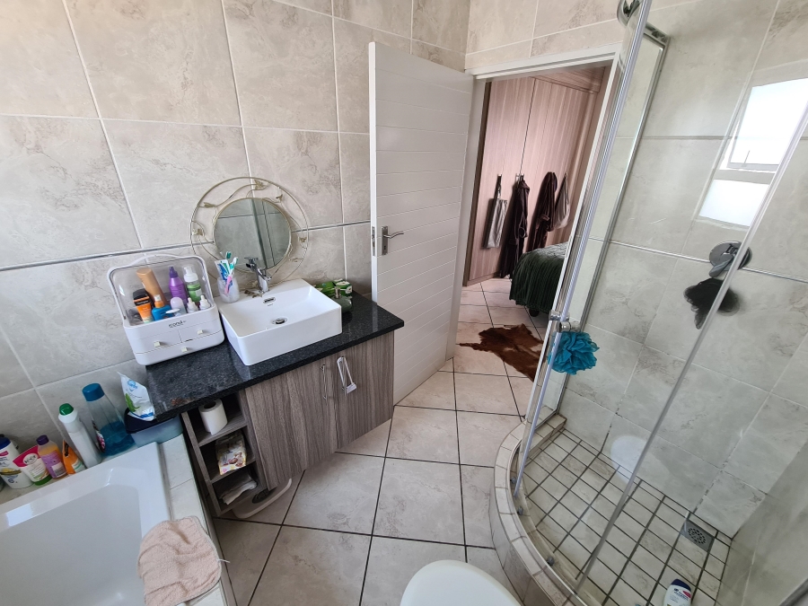 3 Bedroom Property for Sale in Riverspray Lifestyle Estate Gauteng