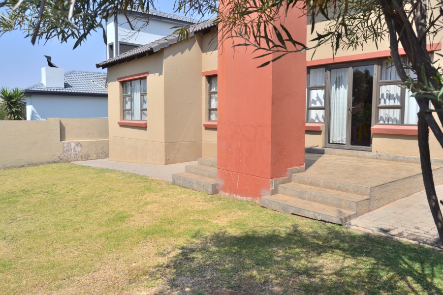3 Bedroom Property for Sale in Thatchfield Estate Gauteng