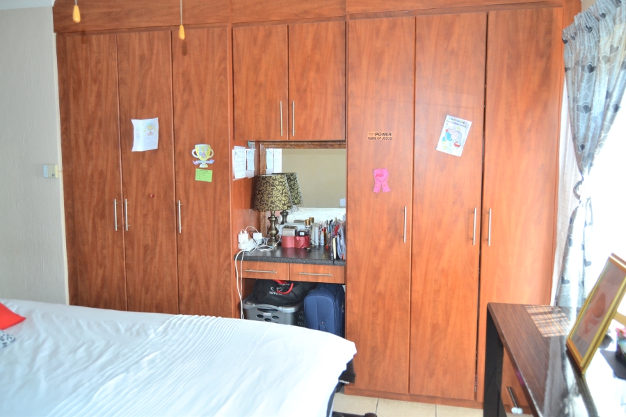 3 Bedroom Property for Sale in Thatchfield Estate Gauteng