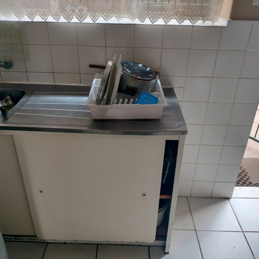 1 Bedroom Property for Sale in Witpoortjie Gauteng