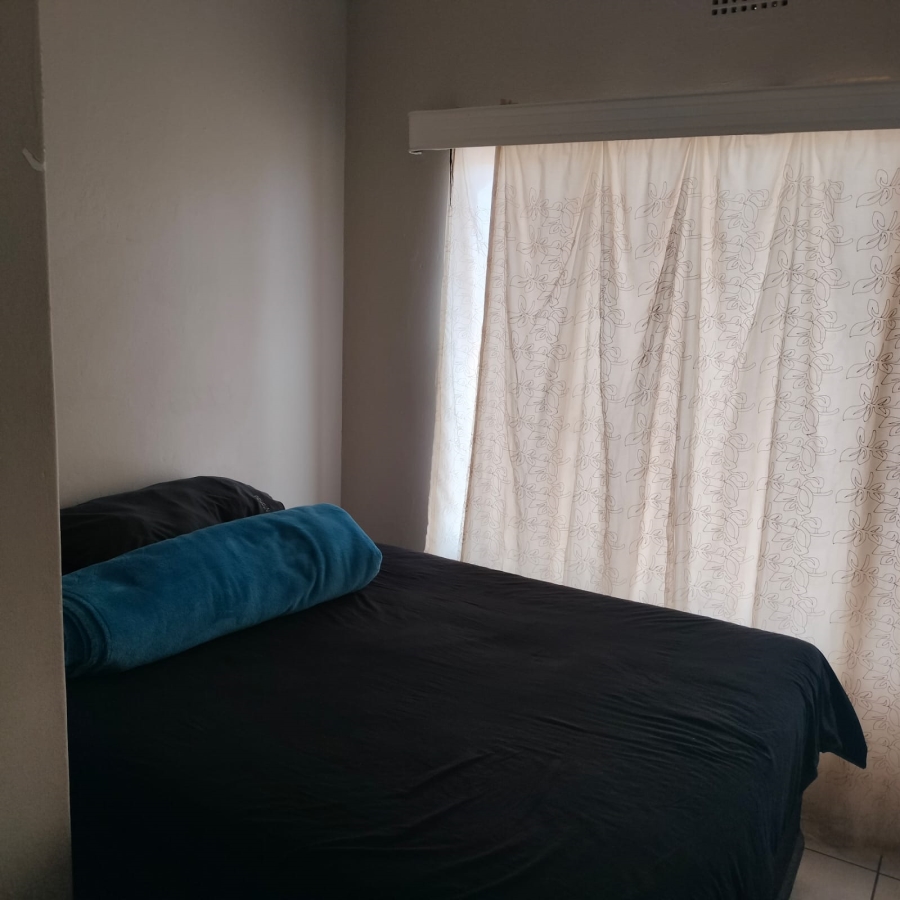 1 Bedroom Property for Sale in Witpoortjie Gauteng