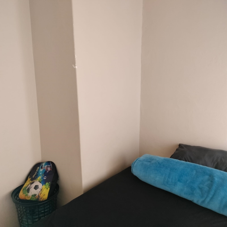 1 Bedroom Property for Sale in Witpoortjie Gauteng