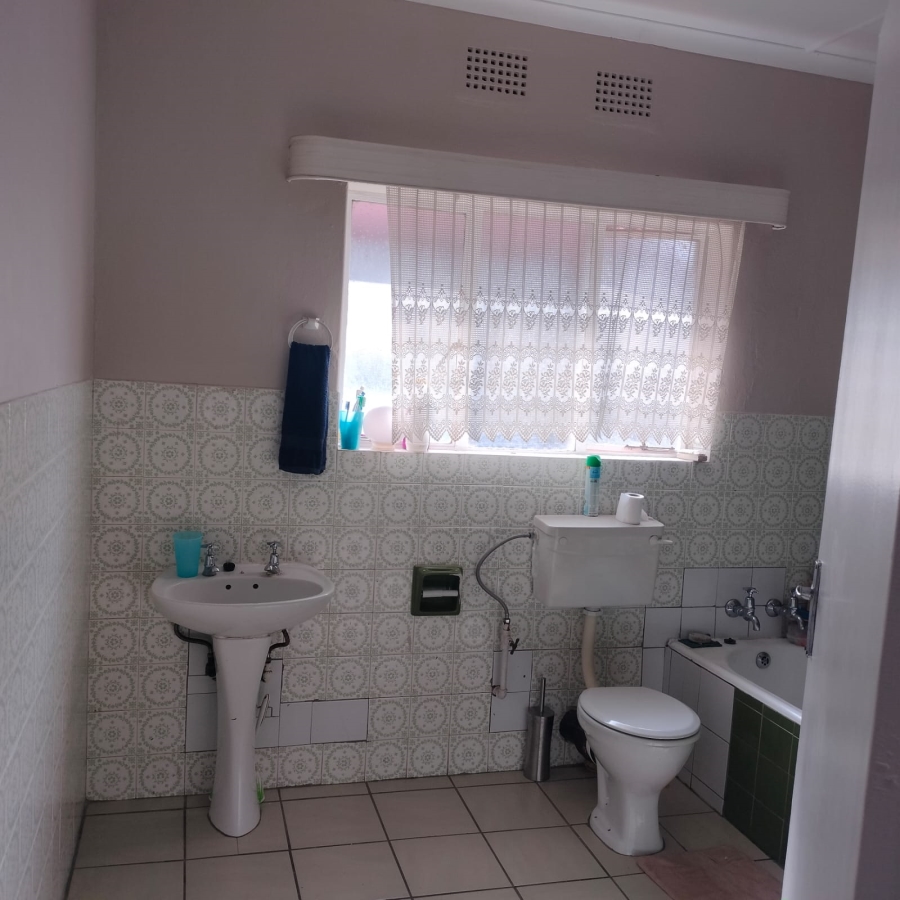 1 Bedroom Property for Sale in Witpoortjie Gauteng