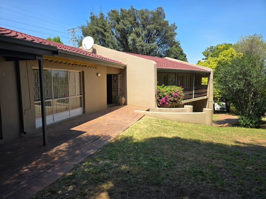 3 Bedroom Property for Sale in Rembrandt Park Gauteng