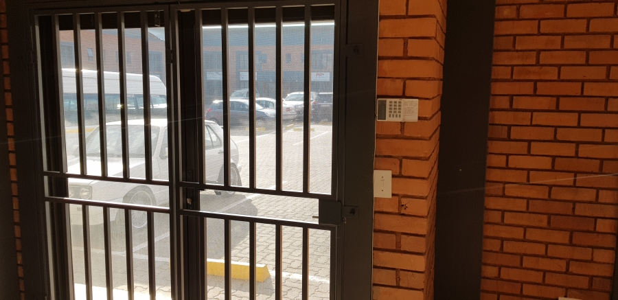To Let commercial Property for Rent in Hennops Park Industrial Gauteng
