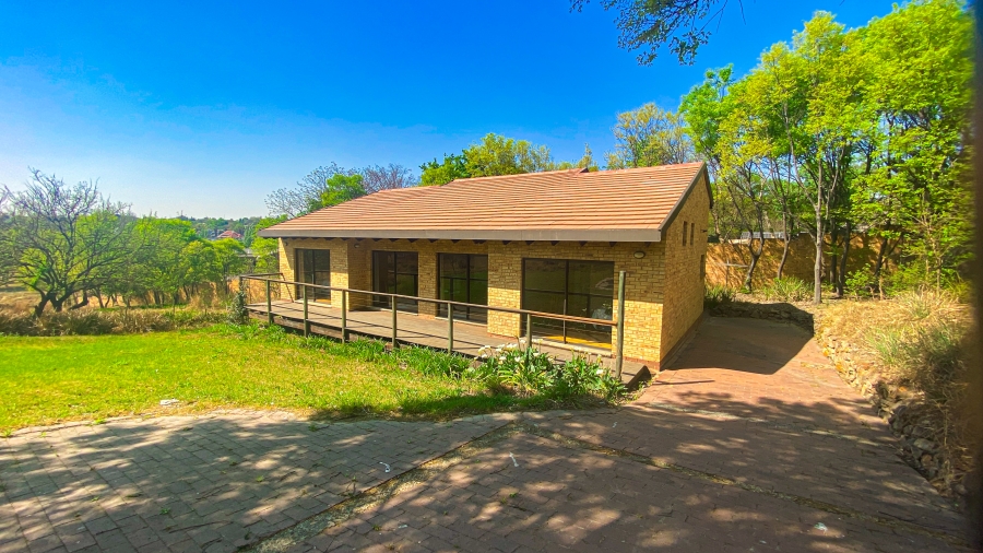 10 Bedroom Property for Sale in Buccleuch Gauteng