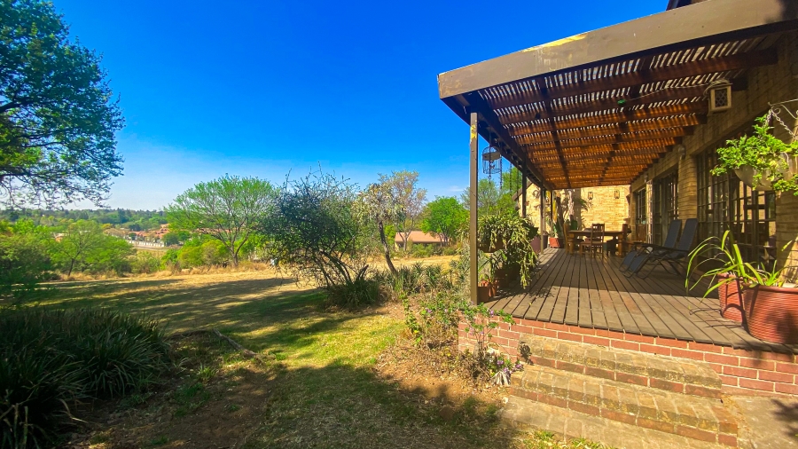 10 Bedroom Property for Sale in Buccleuch Gauteng