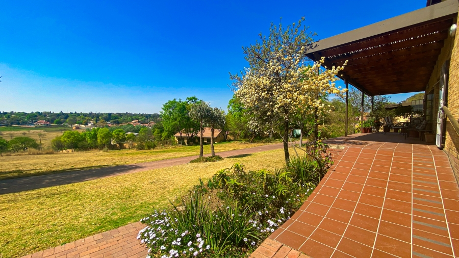 10 Bedroom Property for Sale in Buccleuch Gauteng