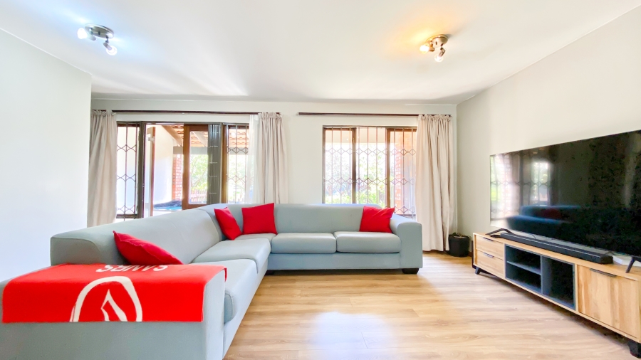 2 Bedroom Property for Sale in Vorna Valley Gauteng