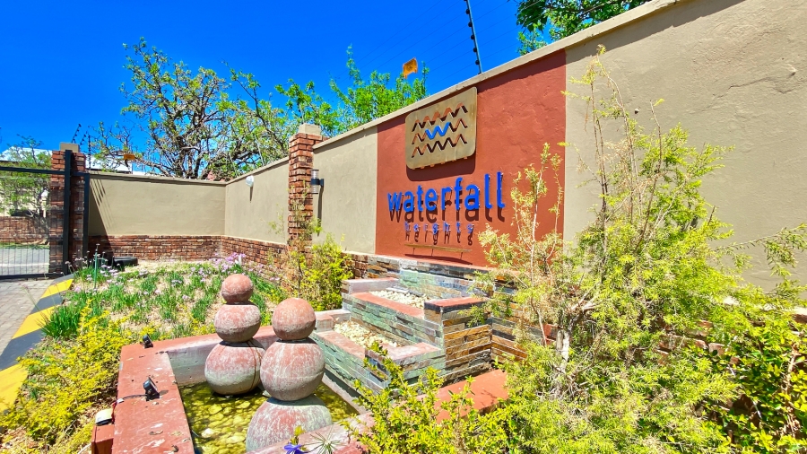 2 Bedroom Property for Sale in Vorna Valley Gauteng