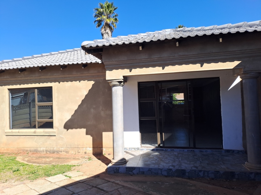 To Let 3 Bedroom Property for Rent in Minnebron Gauteng