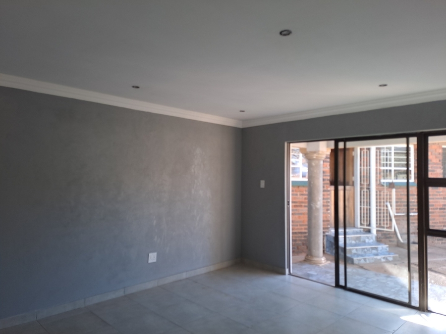 To Let 3 Bedroom Property for Rent in Minnebron Gauteng
