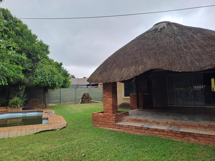 To Let 3 Bedroom Property for Rent in Minnebron Gauteng