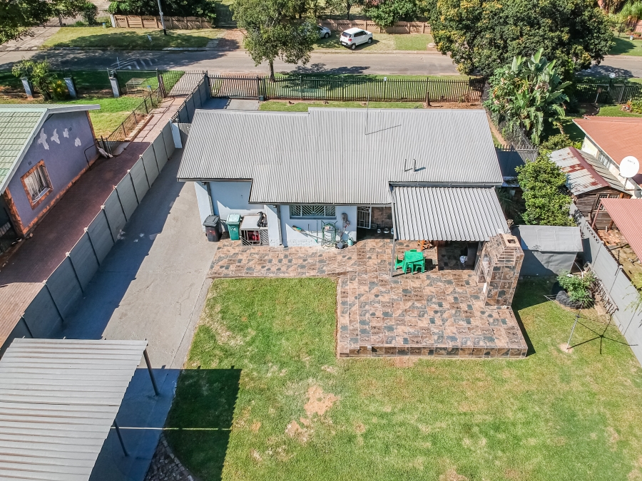 3 Bedroom Property for Sale in Silverton Gauteng