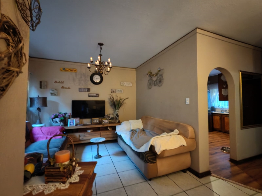 2 Bedroom Property for Sale in Three Rivers Gauteng