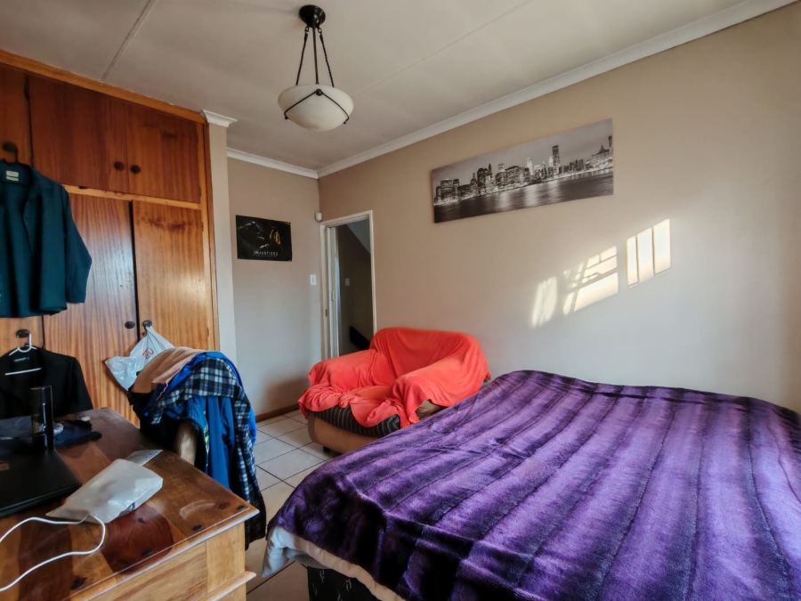 2 Bedroom Property for Sale in Three Rivers Gauteng