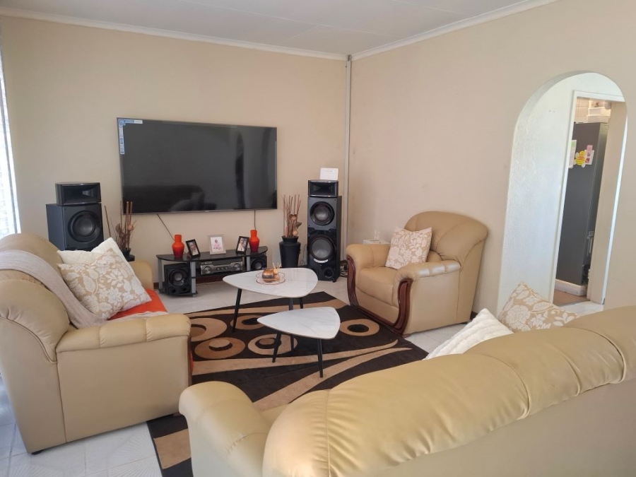 3 Bedroom Property for Sale in Westonaria Gauteng