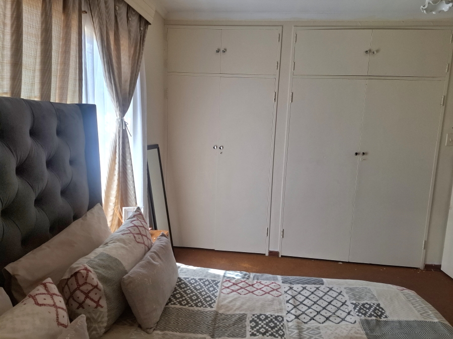 3 Bedroom Property for Sale in Westonaria Gauteng