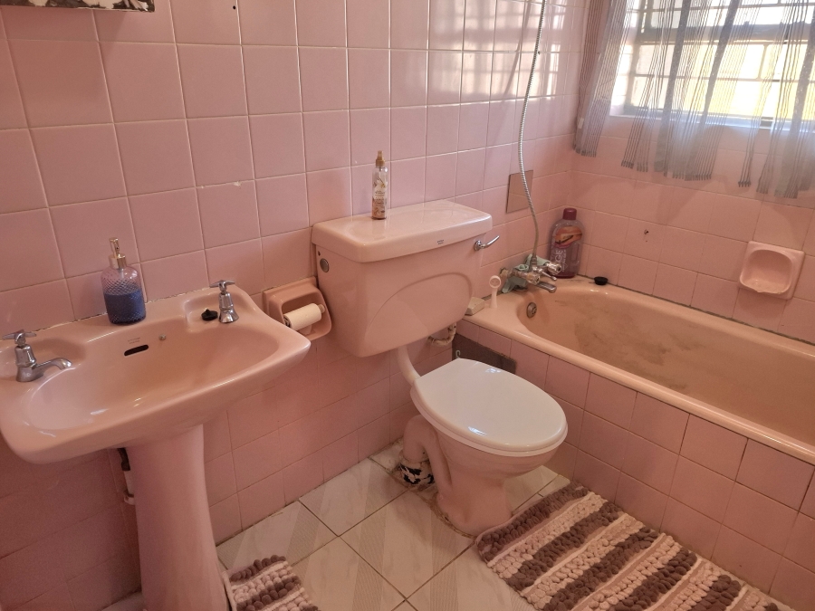 3 Bedroom Property for Sale in Westonaria Gauteng