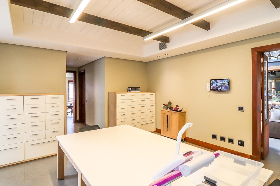 3 Bedroom Property for Sale in Bedfordview Gauteng