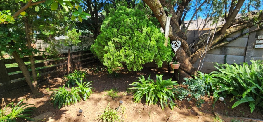3 Bedroom Property for Sale in Flora Gardens Gauteng