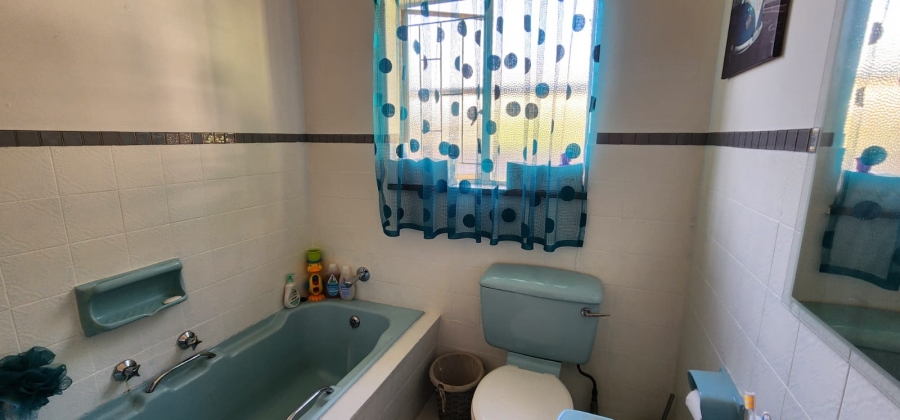 3 Bedroom Property for Sale in Flora Gardens Gauteng