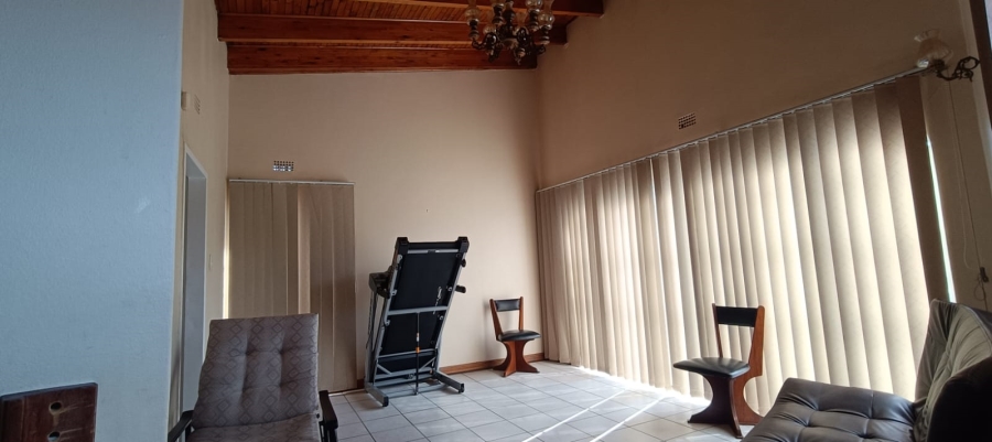 4 Bedroom Property for Sale in Flora Gardens Gauteng