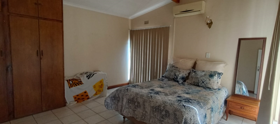 4 Bedroom Property for Sale in Flora Gardens Gauteng