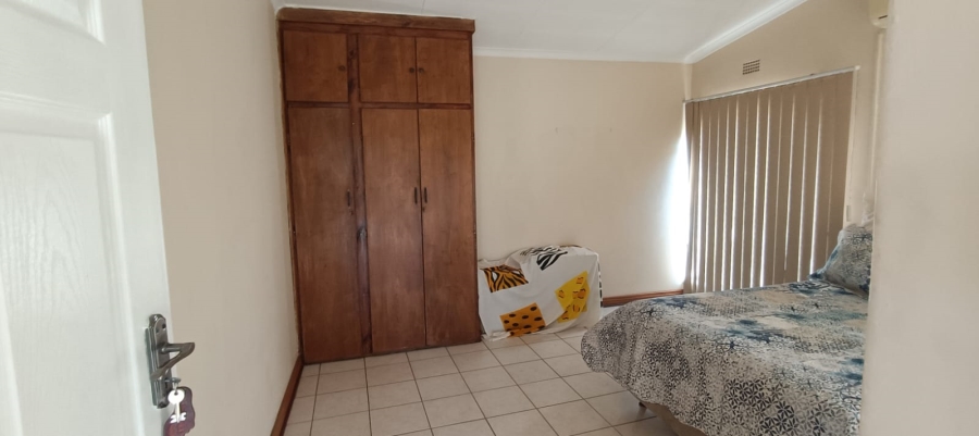 4 Bedroom Property for Sale in Flora Gardens Gauteng