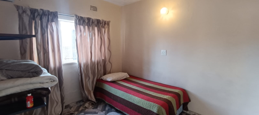 4 Bedroom Property for Sale in Flora Gardens Gauteng