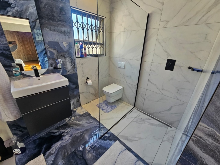 4 Bedroom Property for Sale in Flora Gardens Gauteng