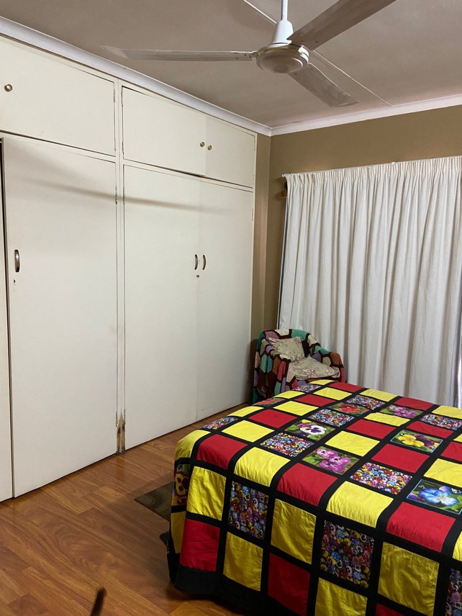 4 Bedroom Property for Sale in Flora Gardens Gauteng