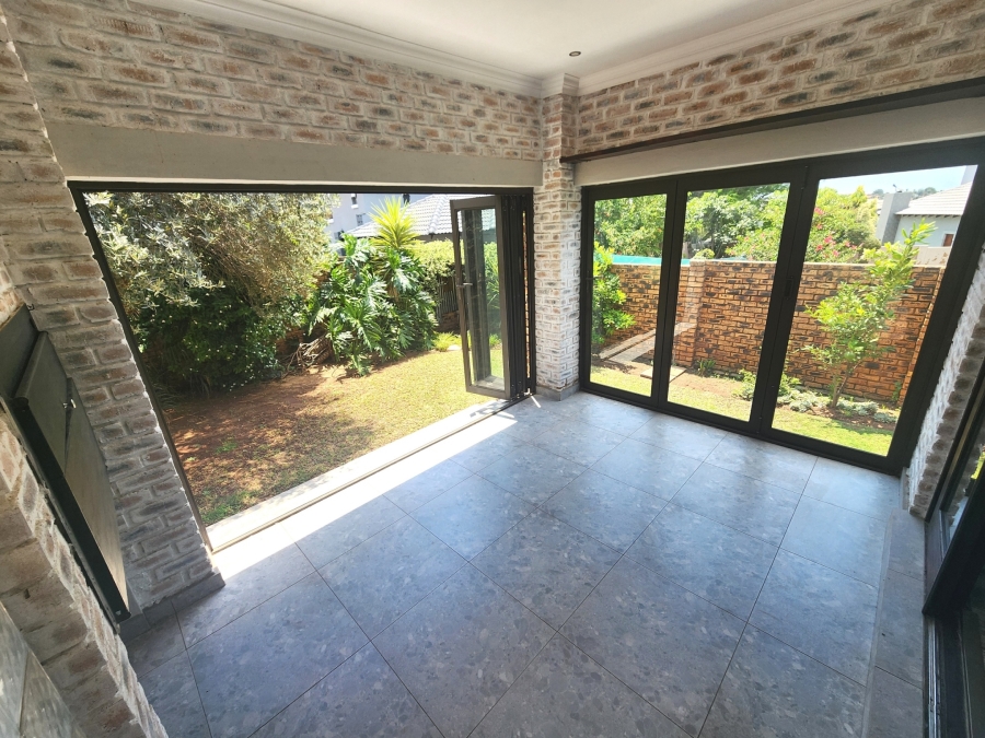 3 Bedroom Property for Sale in Thatchfield Estate Gauteng
