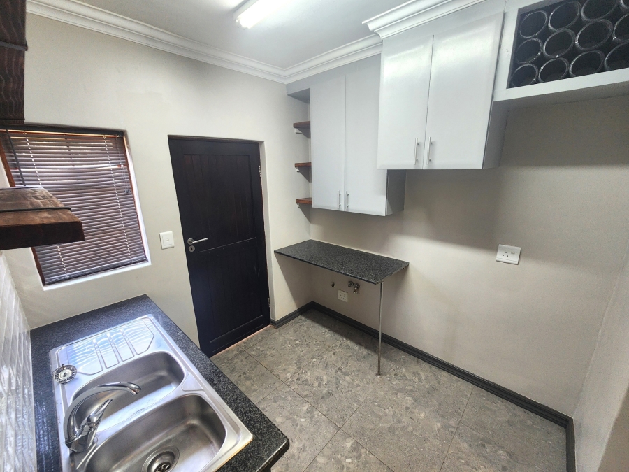 3 Bedroom Property for Sale in Thatchfield Estate Gauteng