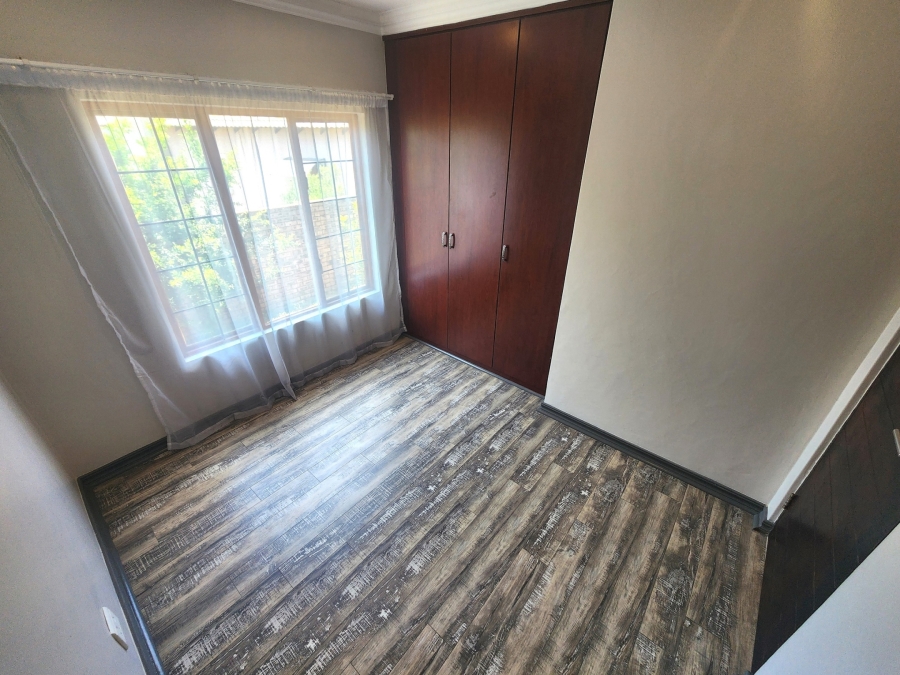 3 Bedroom Property for Sale in Thatchfield Estate Gauteng