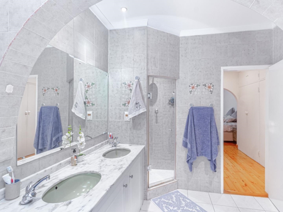 4 Bedroom Property for Sale in Edenburg Gauteng