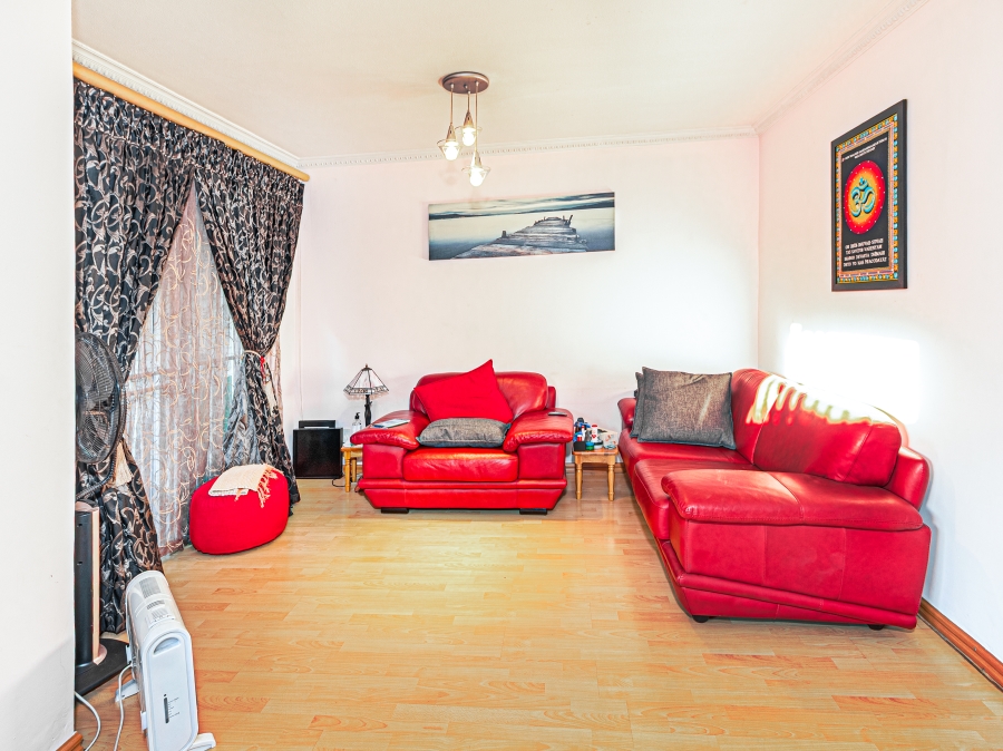 3 Bedroom Property for Sale in Morningside Manor Gauteng