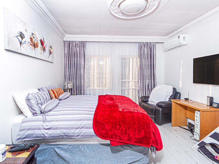 3 Bedroom Property for Sale in Morningside Manor Gauteng