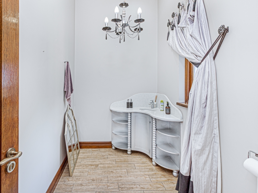 3 Bedroom Property for Sale in Edenburg Gauteng