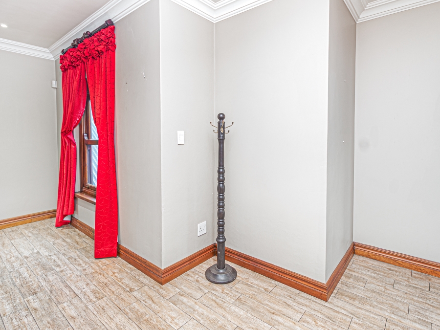 3 Bedroom Property for Sale in Edenburg Gauteng