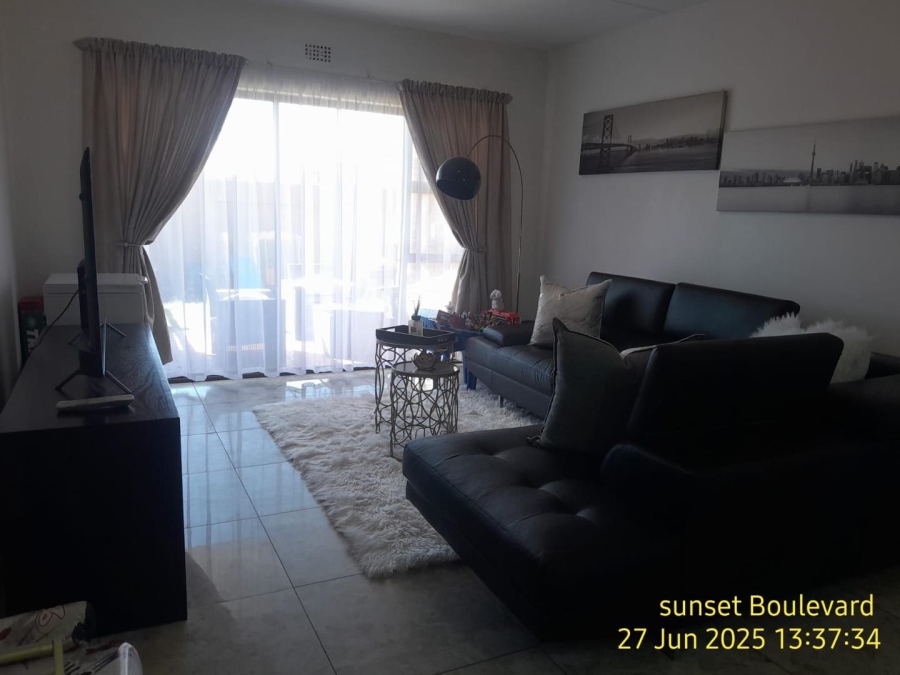 2 Bedroom Property for Sale in Sonneveld Gauteng